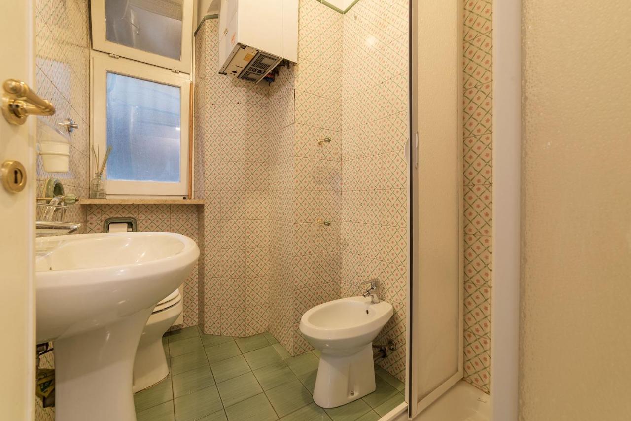 Trastevere & Ponte Sisto Cozy Flat Rom Exteriör bild